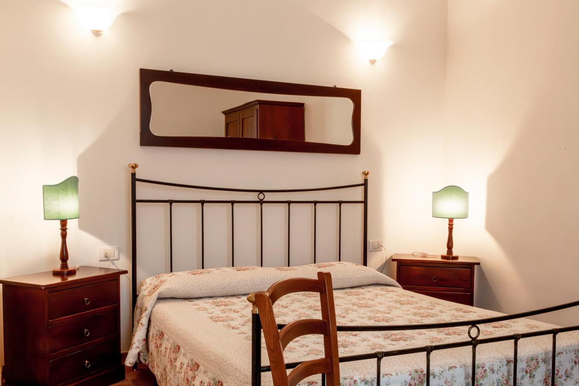 Casavacanze Vesta Isola d'Arbia Cameră foto